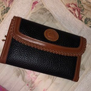 Dooney & Bourke wallet